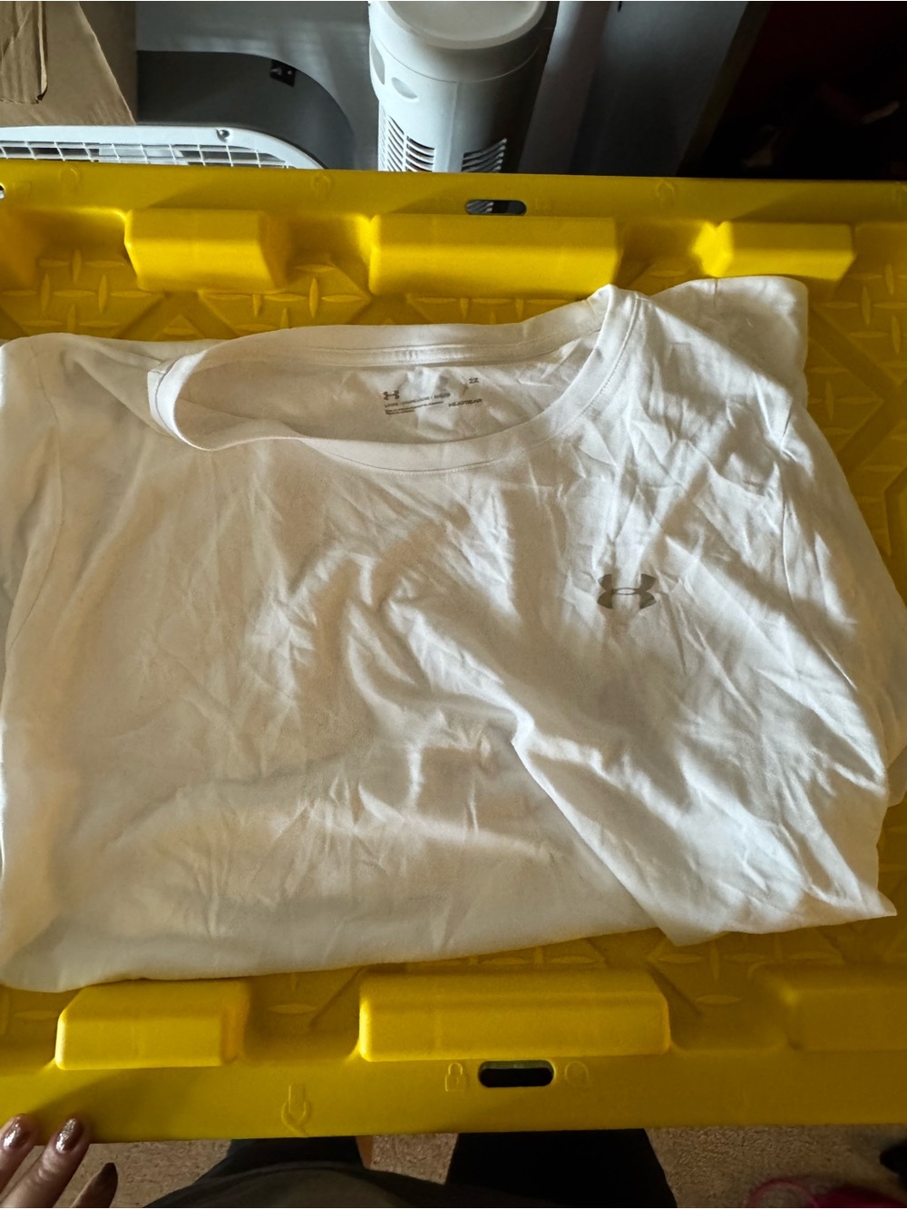 Under Armour women’s White Performance T-Shirt